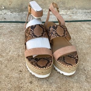Never worn snake espadrille wedge